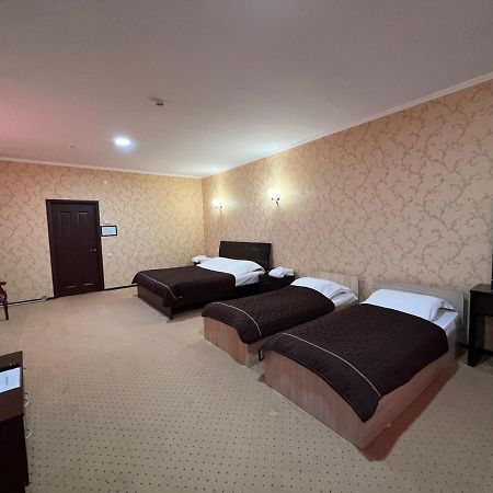 Golden Palace 악타우 외부 사진