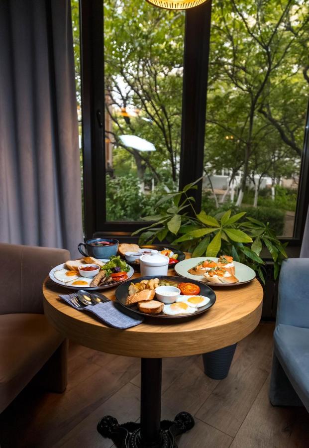 Golden Palace 악타우 외부 사진