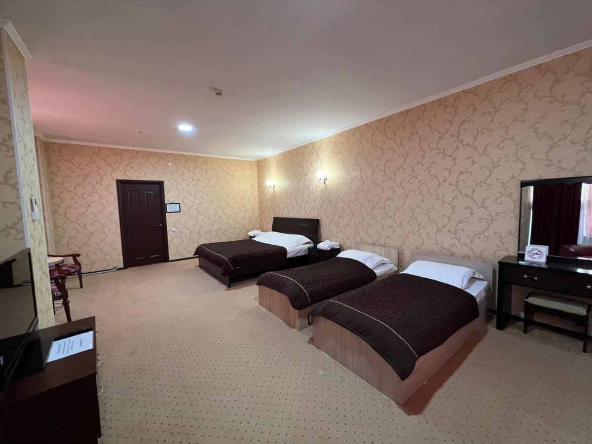 Golden Palace 악타우 외부 사진